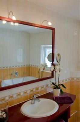 фото отеля Am Kutertor Ferienapartment Stralsund