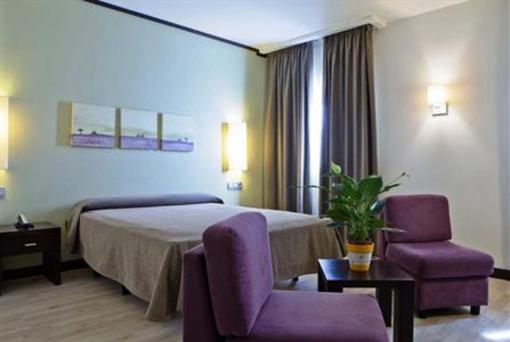 фото отеля Emperatriz Hotel Ocana