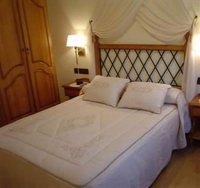 фото отеля Hostal Restaurante Arangoiti