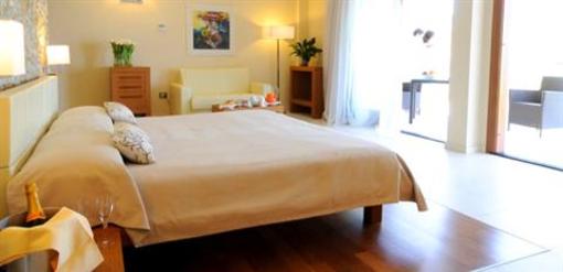 фото отеля Pugnochiuso Resort Vieste