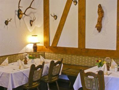 фото отеля Hotel Restaurant Zum Jagerkrug