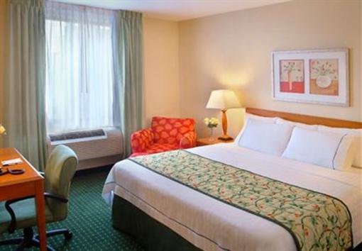 фото отеля Fairfield Inn Laguardia Airport Astoria New York City