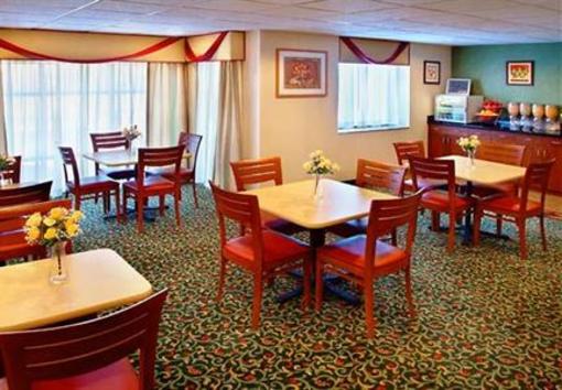 фото отеля Fairfield Inn Laguardia Airport Astoria New York City