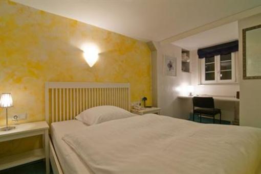 фото отеля Hotel-Restaurant Baeren