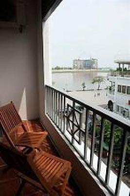 фото отеля Riverside Suites Phnom Penh