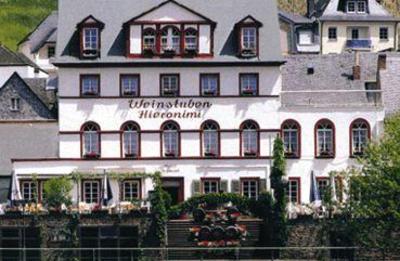 фото отеля Hotel Restaurant "Weinstuben Hieronimi"
