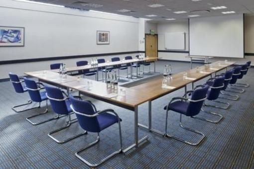 фото отеля Holiday Inn Maidenhead / Windsor