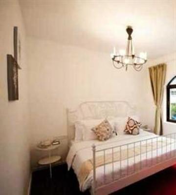 фото отеля Linshifu Deji Wanghailou Hostel