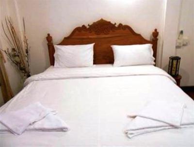 фото отеля Rattanakone Guest House