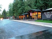 Village Inn At Apgar