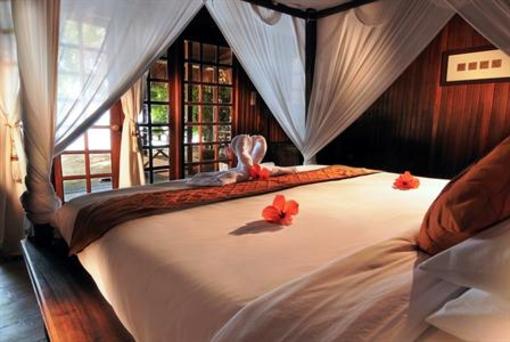 фото отеля Siladen Resort And Spa Manado