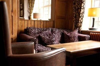 фото отеля Innkeeper's Lodge Weybridge