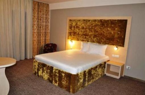 фото отеля Hotel-Spa Plaza Lake