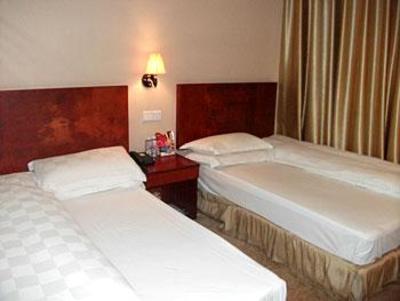фото отеля Small Inn Shenzhen Fuhua