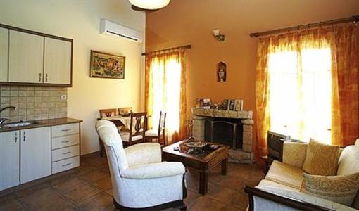 фото отеля Olympia Villas 1