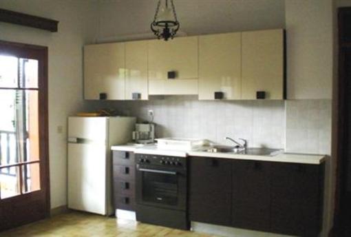 фото отеля Elia Beach Apartments Nikiti