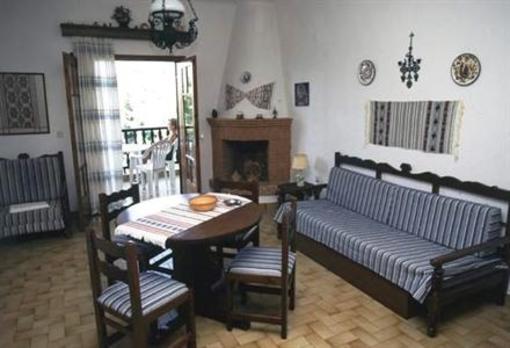 фото отеля Elia Beach Apartments Nikiti