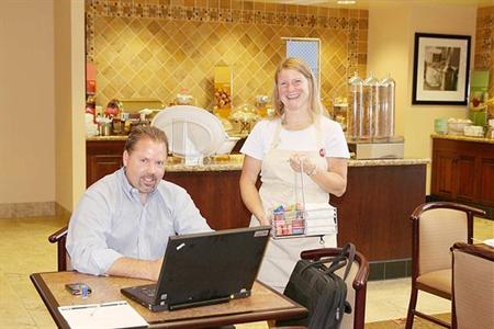 фото отеля Hampton Inn & Suites Rogers