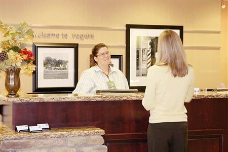 фото отеля Hampton Inn & Suites Rogers