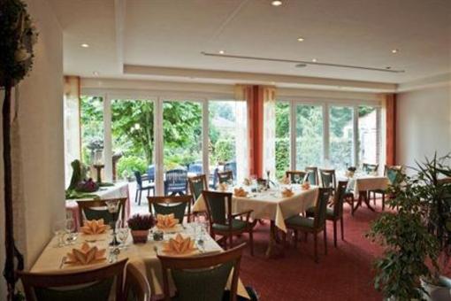 фото отеля Waldhotel zum Bergsee