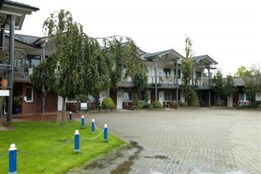 фото отеля Waldhotel zum Bergsee