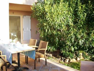 фото отеля Hotel Le Syracuse Porto-Vecchio