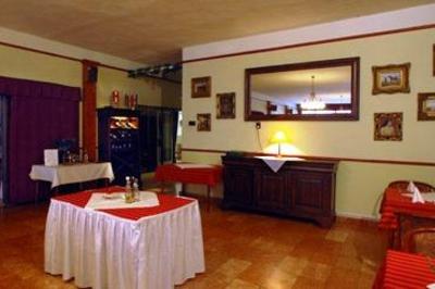 фото отеля Komfort Hotel Platan
