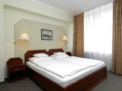 фото отеля Komfort Hotel Platan