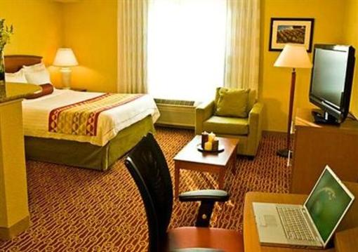 фото отеля TownePlace Suites Milpitas