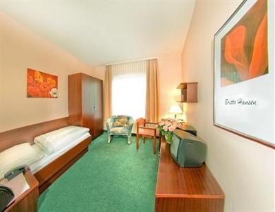 фото отеля Hotel-Pension Haus Erna