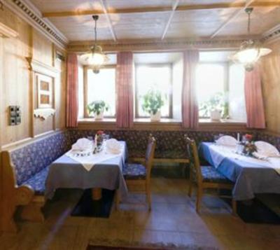 фото отеля Goldener Lowe Gasthof Schwaz
