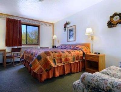 фото отеля Super 8 Eveleth