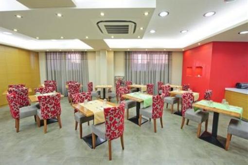 фото отеля Castello Hotel Apartments Patras