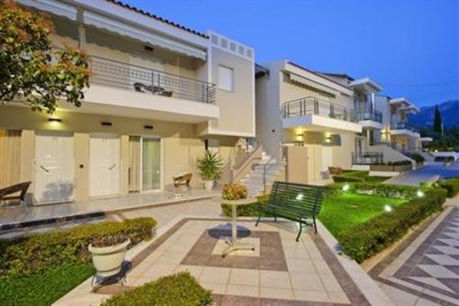 фото отеля Castello Hotel Apartments Patras