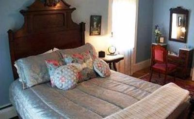 фото отеля The Fox and the Grapes Bed & Breakfast Lodi (New York)