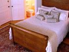 фото отеля The Fox and the Grapes Bed & Breakfast Lodi (New York)