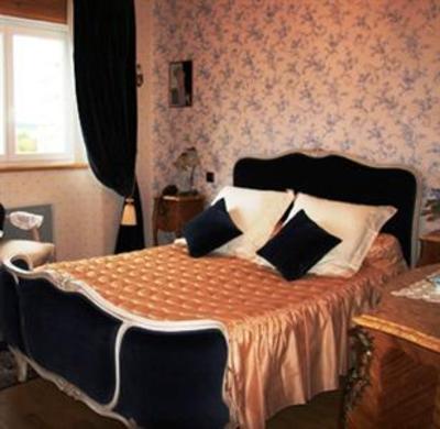 фото отеля Logis Hostellerie du Villard
