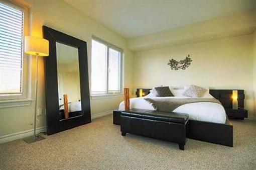 фото отеля Ottawa Apartment Suite