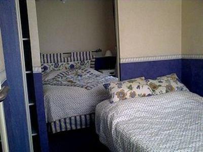фото отеля Logis Auberge des Cayrons