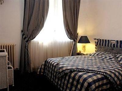 фото отеля Logis Auberge des Cayrons