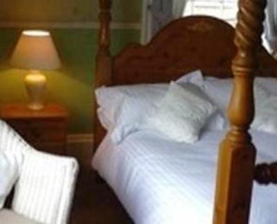 фото отеля Valentine Guest House Weymouth