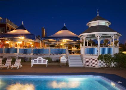 фото отеля Inn on the Lake