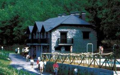 фото отеля Camping Gavin Accommodation Biescas