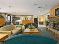 Super 8 Motel Sheldon