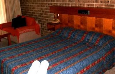 фото отеля Idlewilde Town & Country Motor Inn