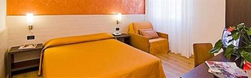 фото отеля Hotel Giulietta E Romeo