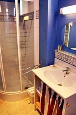фото отеля Une Chambre en Ville