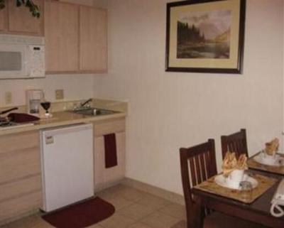фото отеля Sun Suites of Suwanee