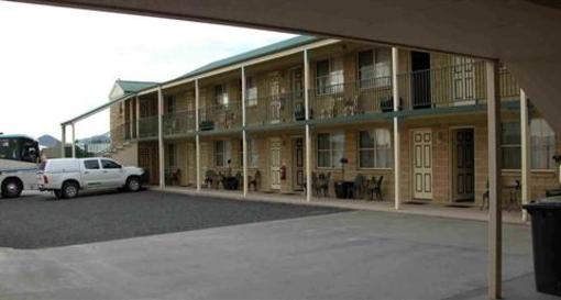 фото отеля Soldiers Motel