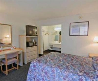 фото отеля Howard Johnson Express Inn Anniston Oxford